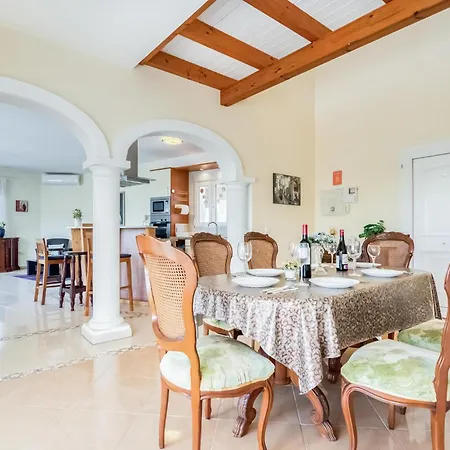Pet Friendly In With Kitchen Holiday home Denia